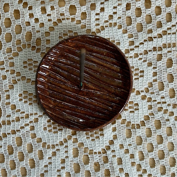 Handmade ceramic incense burner - Picture 2 of 4